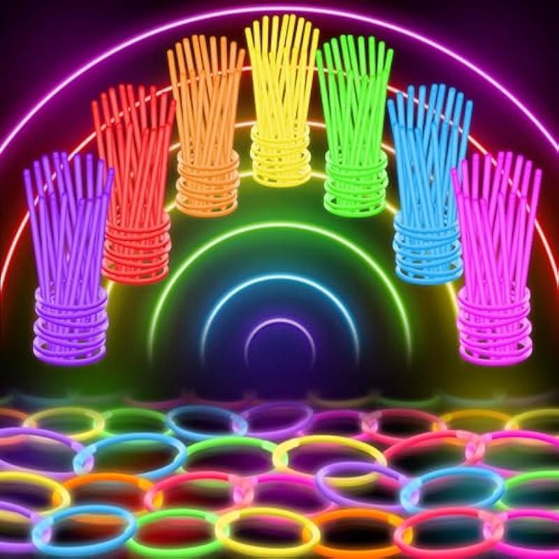 Glowing Review: 100 Ultra Bright Glow Sticks Bulk Pack by Glow Mind